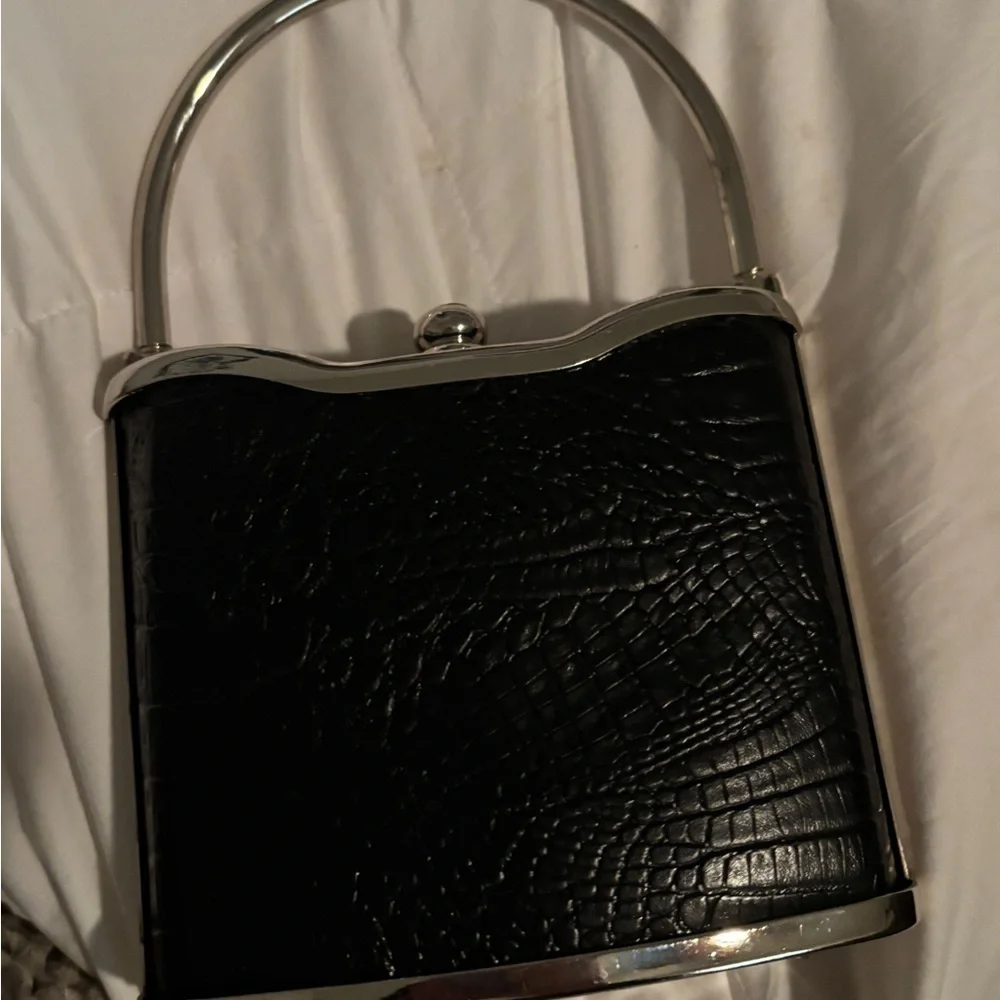 Vintage y2k Black pillbox cocktail bag with Silver Clasp 1980s style
